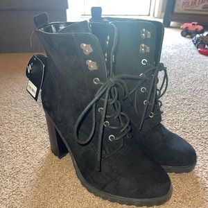 Women’s Fashion Black Boots